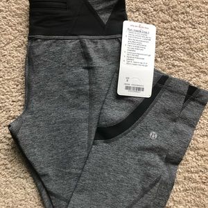 Lululemon inspire crop II size 6. Gray/black NWT